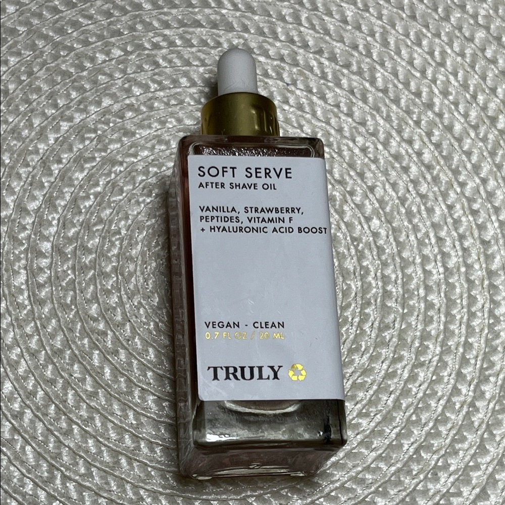 Truly Soft Serve After Shave Oil 0.7 oz./20 ml